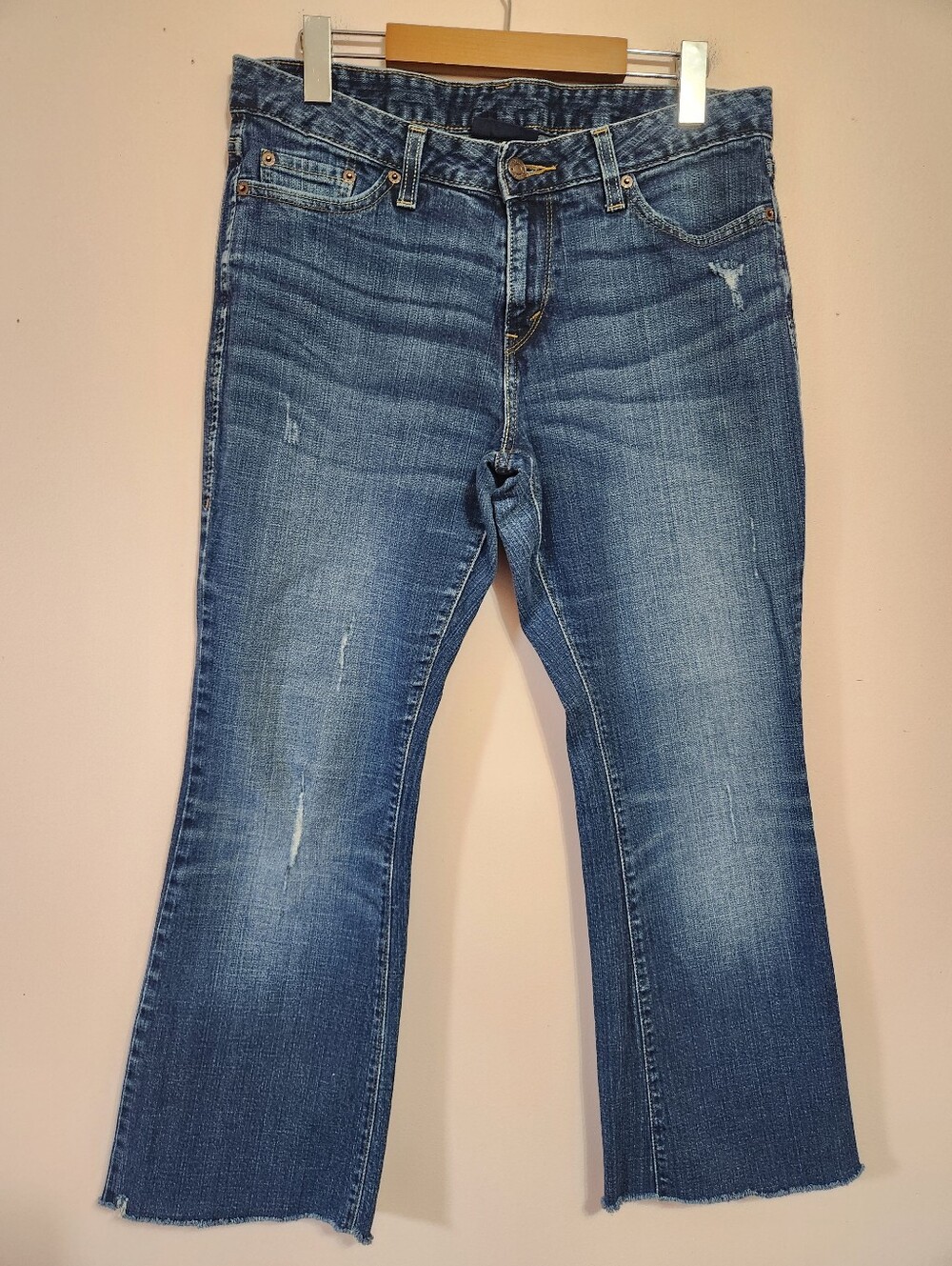 Levi's 553 Mid Rise Bootcut Cropped Distressed Raw Hem Denim Jeans Y2K Size 10